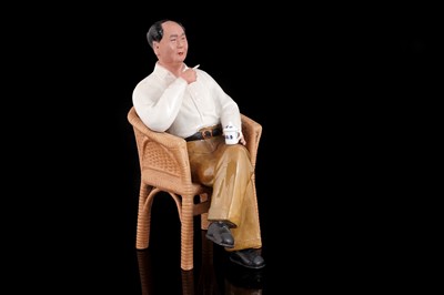 Lot 306 - A Chinese Cultural Revolution figure depicting chairman Mao Zedong