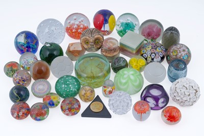 Lot 396 - A collection of 20th Century glass paperweights
