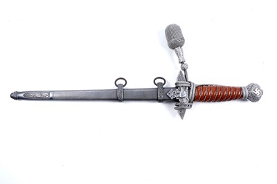 Lot 1180 - German Second World War Luftwaffe officer's dress dagger