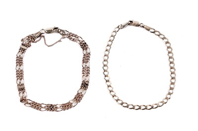 Lot 349 - Two 9ct gold bracelets
