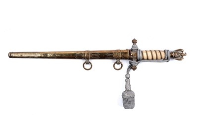 Lot 1187 - A German Second World War Kriegsmarine dress dagger