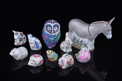 Lot 319 - Ten boxed Royal Crown Derby paperweights