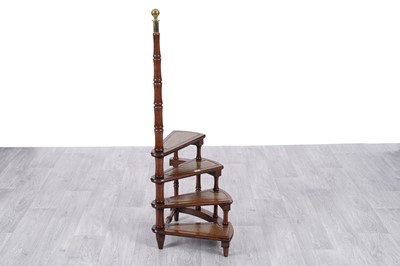 Lot 49 - Georgian style mahogany spiral library steps