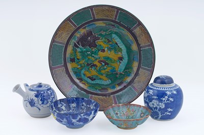 Lot 241 - A collection of Oriental ceramics