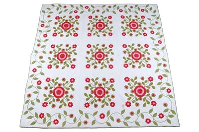 Lot 532 - A mid-19th Century American "Whig Rose" applique quilt | c.1840-50