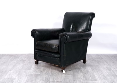 Lot 22 - A first-half 20th Century club armchair