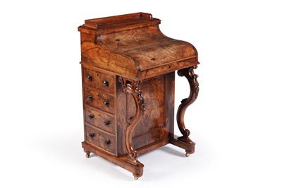 Lot 579 - A Victorian burr walnut piano top davenport