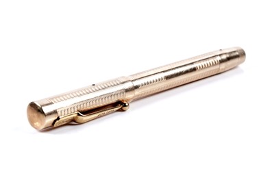 Lot 455 - A 1930's Mabie Tood & Co "Swan" 14ct gold fountain pen