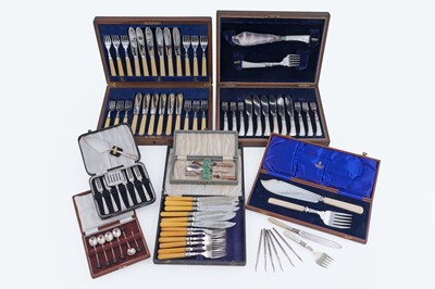 Lot 413 - A selection of silver and silver-plated cutlery and flatware