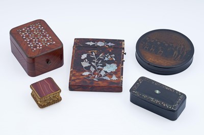 Lot 248 - A collection of boxes