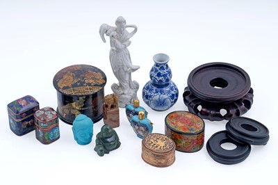 Lot 237 - A selection of Oriental ceramics and cloisonne