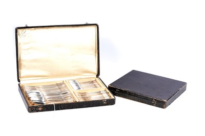 Lot 478 - An early 20th Century service of Alfenide silverplated flatware for twelve