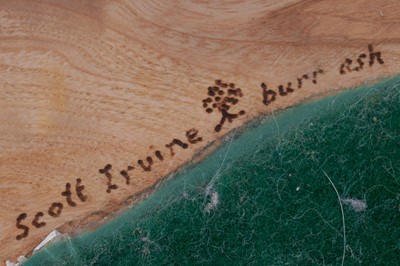 Lot 94 - Scott Irvine burr ash centrepiece