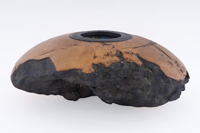Lot 94 - Scott Irvine burr ash centrepiece
