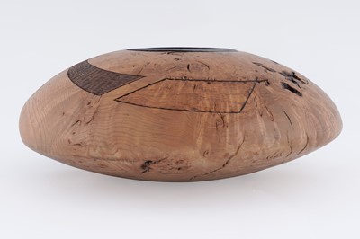 Lot 94 - Scott Irvine burr ash centrepiece