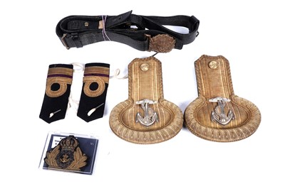 Lot 518 - Royal Navy effects