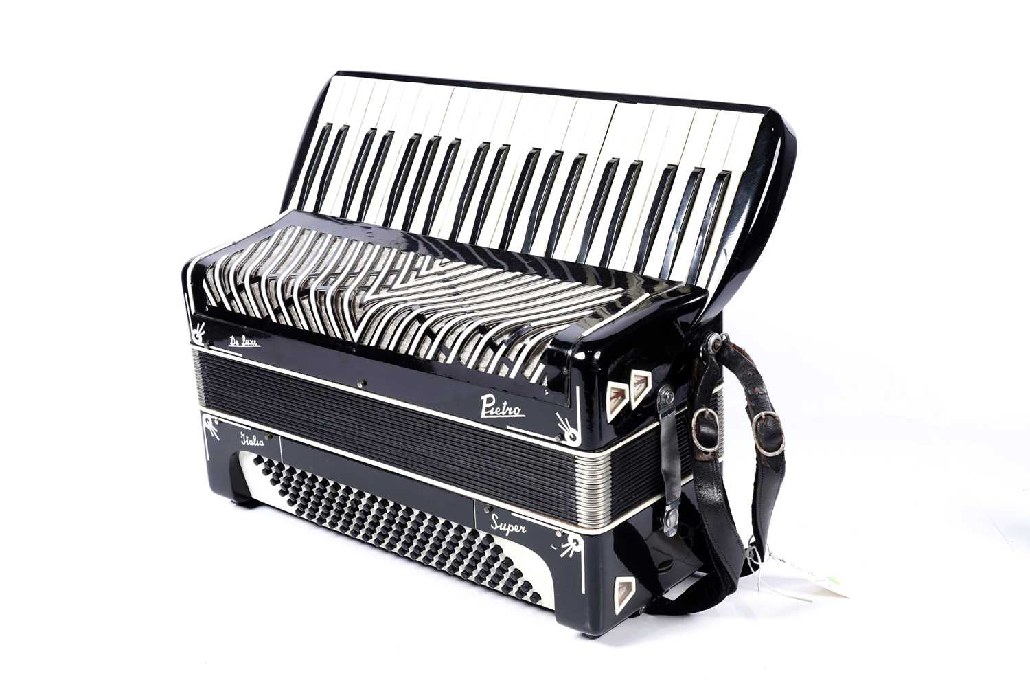 Lot 3 - A Pietro Super Deluxe Italia accordion