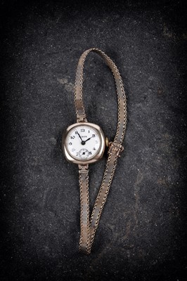 Lot 407 - A 1930's lady's 9ct gold Hirco wristwatch