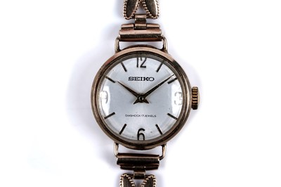 Lot 395 - A lady's mid-20th Century 9ct gold Seiko cocktail watch