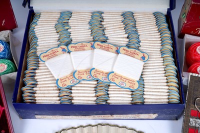 Lot 280 - A large collection of sewing related items