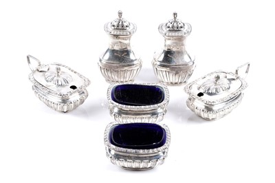 Lot 528 - An Edwardian silver cruet set