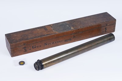 Lot 356 - A gun sighting scope