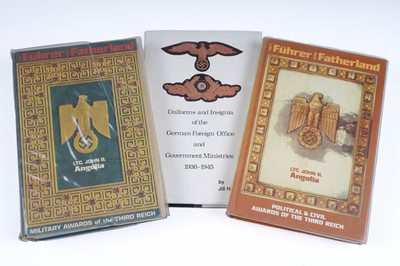 Lot 198 - A collection of military interest books