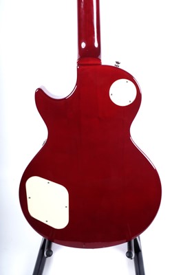 Lot 61 - An Epiphone Les Paul standard