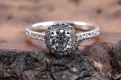 Lot 220 - A single stone 1.0ct lab grown diamond ring