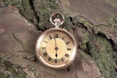 Lot 426 - A late 19th Century lady's 14K gold cased fob watch