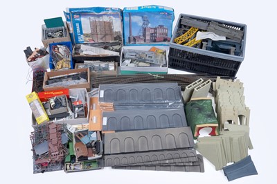 Lot 509 - A large selection of 00-gauge model railway accessories