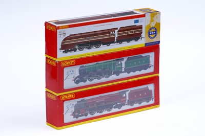 Lot 522 - Three boxed Hornby 00-gauge locomotives