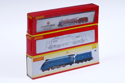 Lot 525 - Three boxed Hornby 00-gauge locomotives