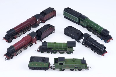 Lot 515 - A collection of unboxed Hornby and Lima 00-gauge model locomotives