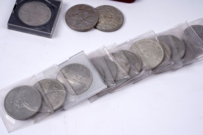 Lot 253 - A selection of mainly Commonwealth stamps; British coins; and others