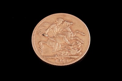 Lot 438 - A George V 1912 gold sovereign