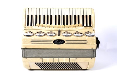Lot 4 - A Scandalli 120 bass piano accordion