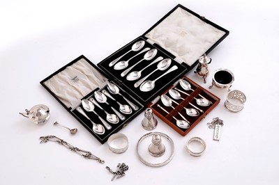 Lot 529 - Early 20th Century silver for the table