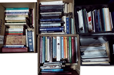 Lot 172 - A collection of antique collecting and reference books and catalogues