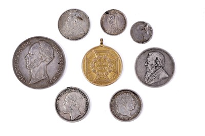 Lot 237 - A small selection of coins