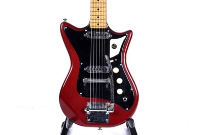 Lot 62 - A Vintage Burns Sonic