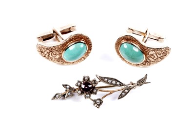 Lot 583 - A Victorian 9ct gold flower pattern brooch; and a pair of gold cuff links