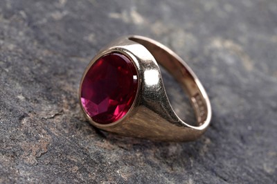 Lot 602 - A 1970's ruby signet ring