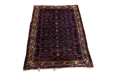 Lot 107 - A late 19th/early 20th Century hand-knotted Hamadan rug