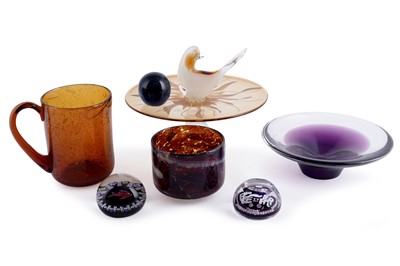 Lot 388 - Mid-20th Century studio and other glassware