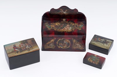 Lot 211 - A collection of Russian lacquered papier mâché boxes