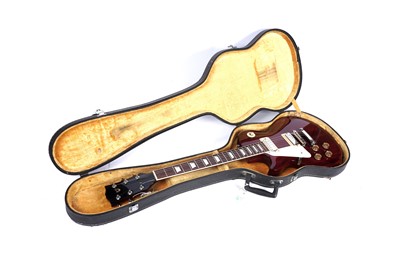 Lot 67 - A LH Les Paul style guitar