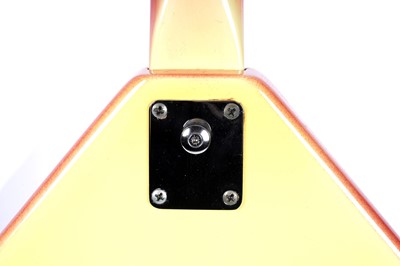 Lot 68 - A left-handed Burns UK Flyte 6