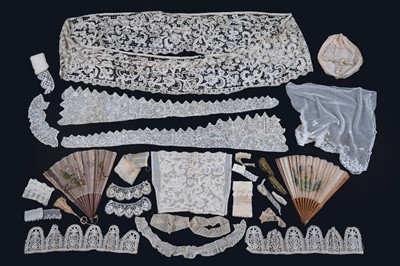 Lot 497 - 19th Century lace including: a Honiton applique short bonnet veil