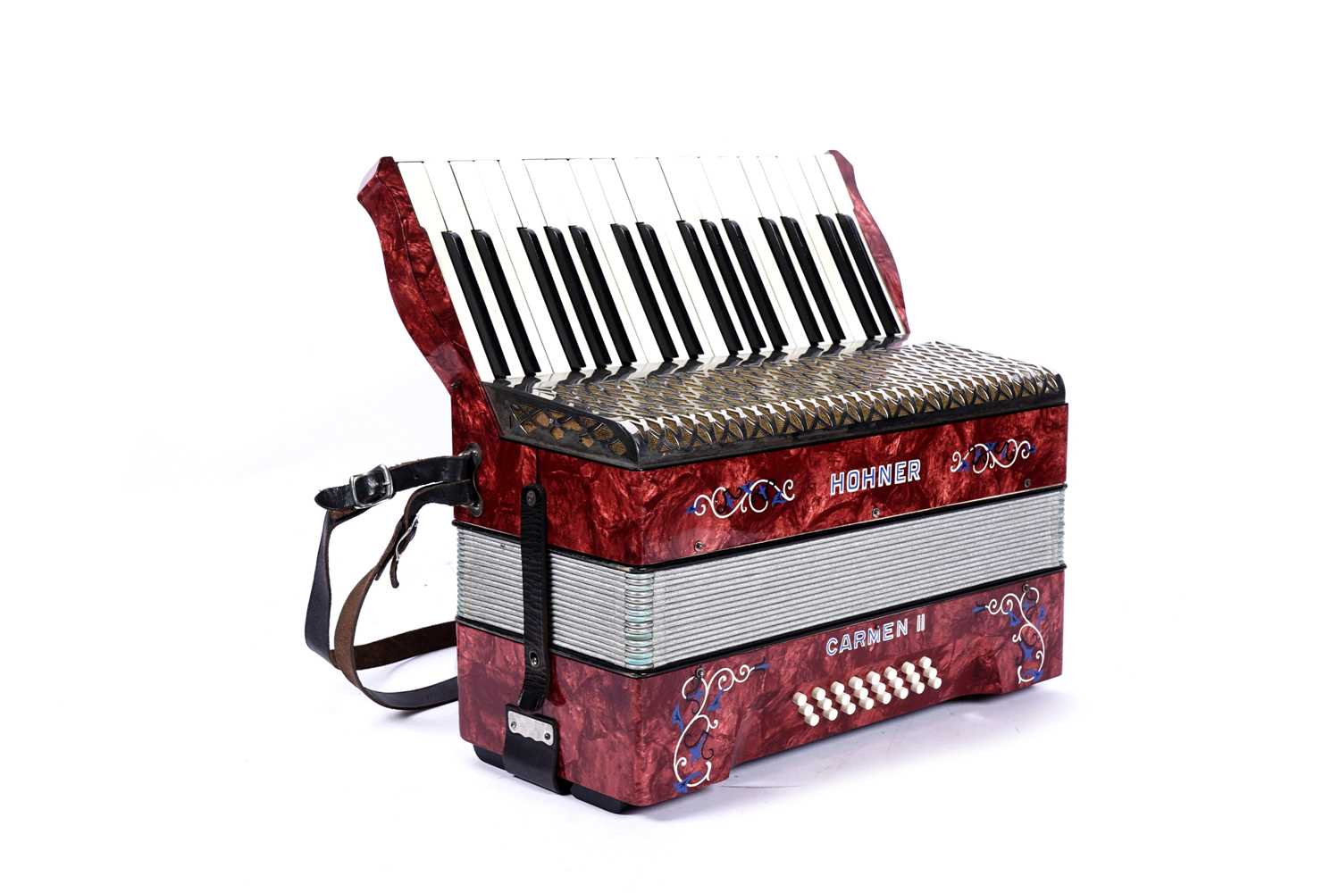 Lot 2 - A Hohner Carmen II piano accordion